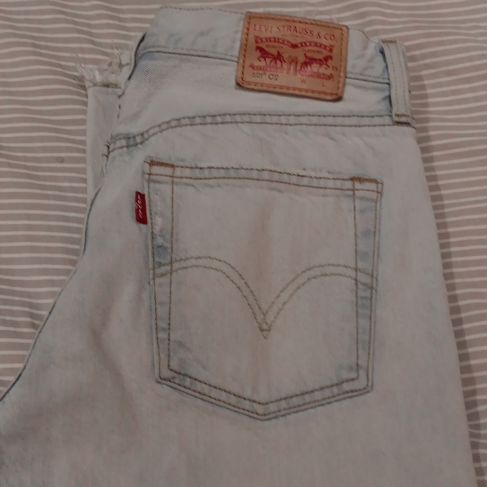 Womens Button Fly Levis 501 CT 26x32